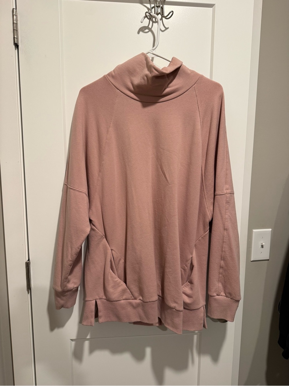 Evereve Dusty Rose Cowl Neck Tunic Sweater